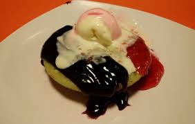 Surabi + selai stobery &amp; blubeberry + ice cream stoberry •• 😆😆😆