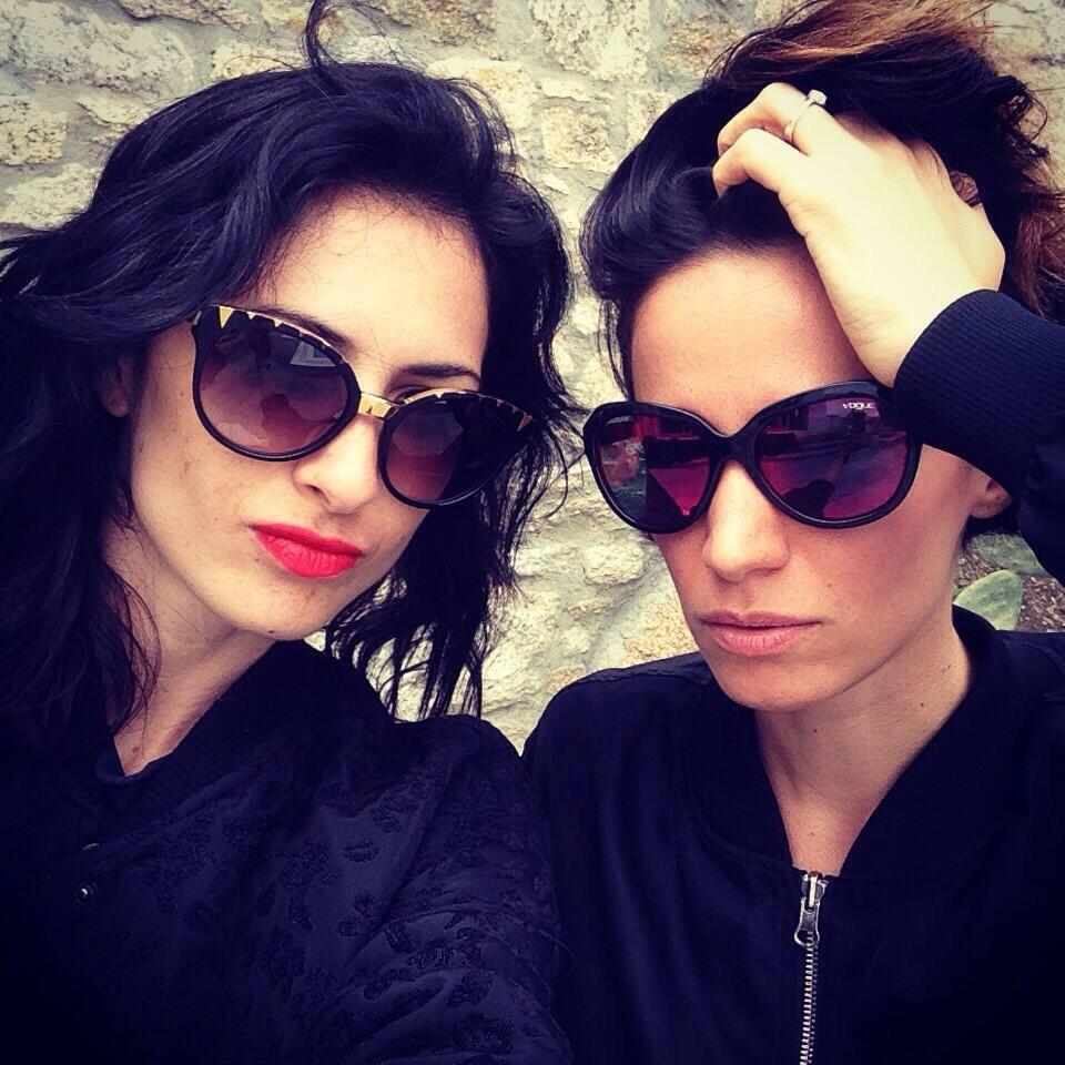 cosimettos's tweet photo. Si ma....@andreadelogu e @emastokholma, a Firenze io le voglio agli "Uffizi".
#opered'arte. http://t.co/xmUXkqPaIZ