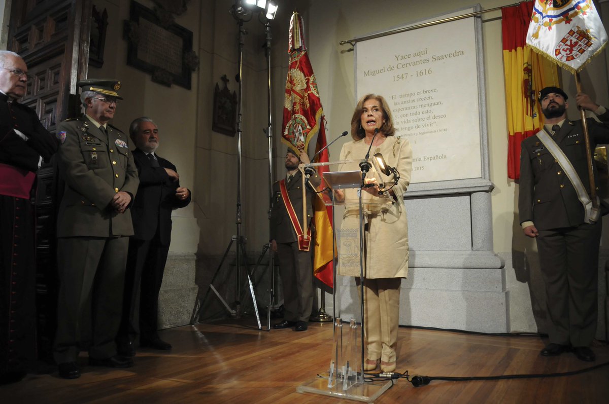 Histórico hallazgo: aquí yace Cervantes - Página 2 CHOPdRdWMAA8oGJ