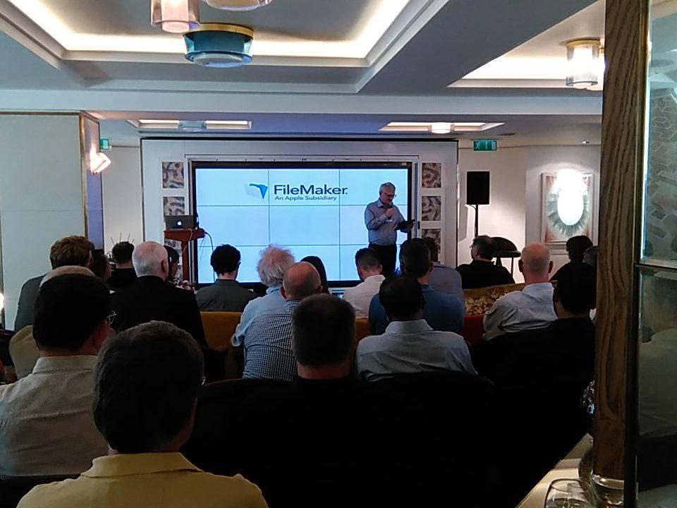 webdifferent tweet picture