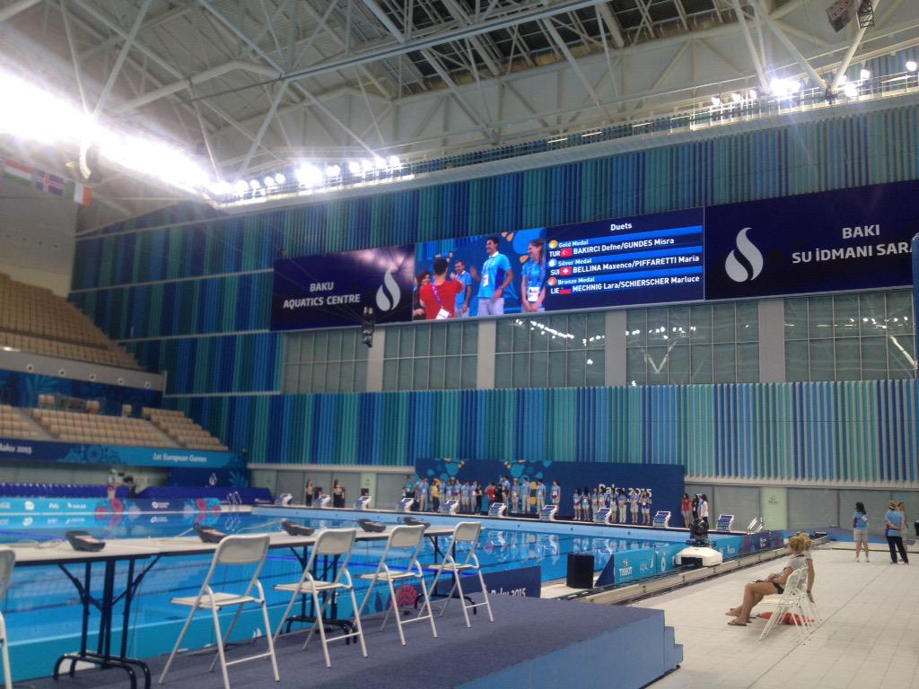 NargizXelef's tweet photo. Rehursal of synchronized swimming medal ceremony in #BAC #EGP. #EuropeanGames #Baku2015 http://t.co/78vxe1I1ts