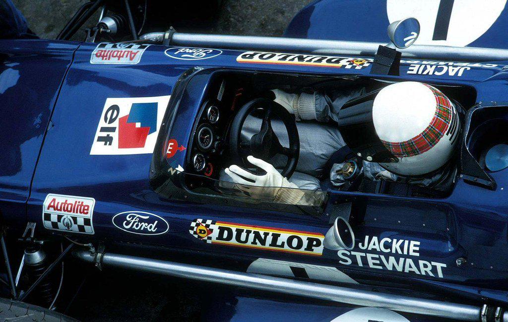 Happy Birthday! Sir John Young Stewart,más conocido como Jackie Stewart ;nacido el 11/06/1939;campeón en 69, 71 y 73. 