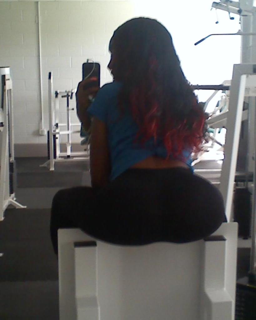 ThePrettiShauna's tweet image. Pretti Shauna flex up on these bitches time to hit da gym #Werk #GymLife #IronPrincess