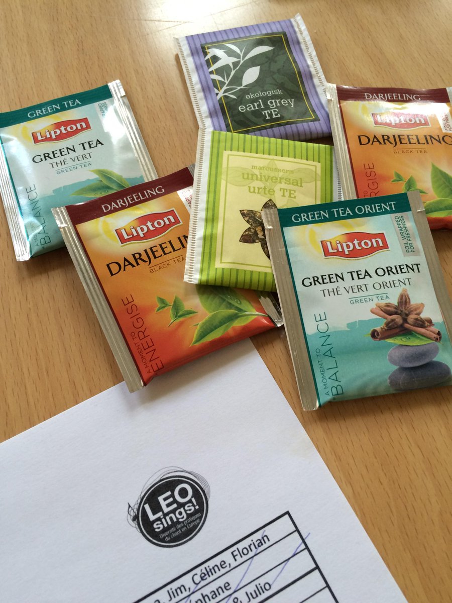 EVA_sings's tweet photo. Sharing a Danish #vocalmusic tea time with Céline Morel from CEPRAVOI. #LEOsings http://t.co/BK8MrC85Kn