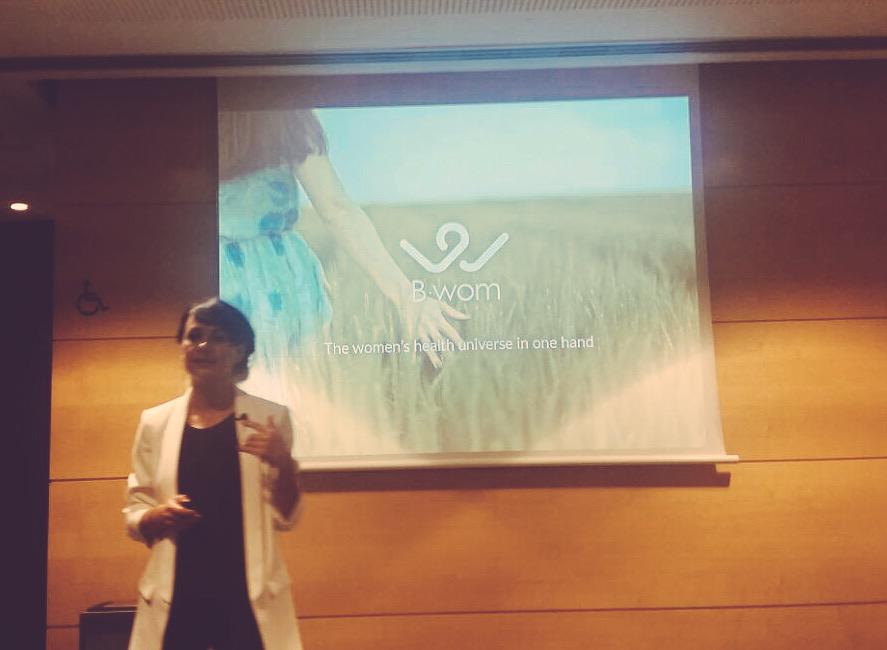 mdenoche's tweet photo. RT @Bwom_app: @veronicatorras empieza la presentación de Bwom frente al 40º Foro de Inversión @ESADE BAN #bwompower http://t.co/qdq3qQ5g9q