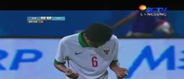 SCTVSports's tweet photo. Selamat Timnas U-23 yang berhasil mengalahkan Singapura dengan skor 1-0. #IndonesiaJuara http://t.co/38nzRlyqty