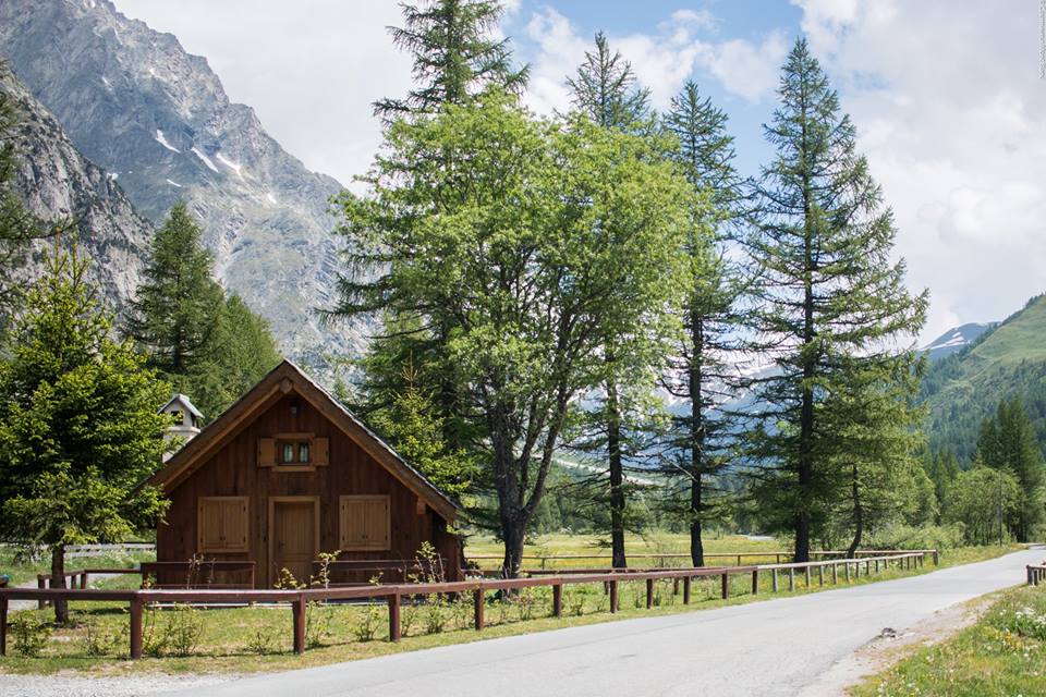 CourmayeurMontB's tweet image. #Spring15 in #Courmayeur La Val Ferret
La bellezza dei villaggi tutto l'anno :D goo.gl/5s4HTE