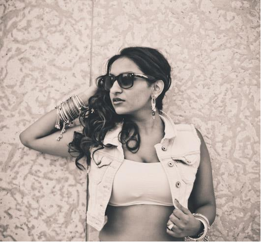 CUTinfo's tweet photo. DESI MA - RAPPER LIVE @ CUT CONNEX @desima84 Desi Ma is a Winnipeg artist and will be performing at the CUT CONNEX! http://t.co/12Kq8wRM85