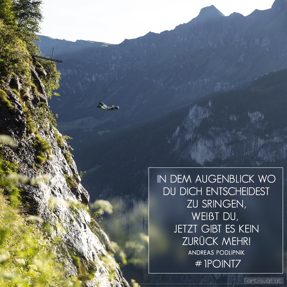 _Artisual's tweet photo. Die Gedanken eines Basejumpers #1POINT7 #basejump #blowingmond #artisual http://t.co/bZQk3QQQM2
