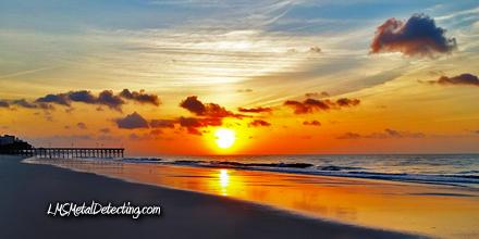 LMSMetalDetect's tweet photo. This morning’s beach hunt treasure find - it’s not always hidden in the sand. #lmsmetaldetecting #sunrise http://t.co/agiCKvCzyE