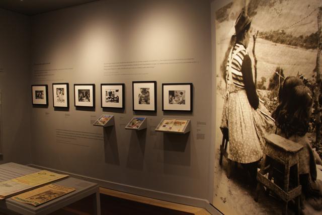 museonacionalco's tweet photo. ¿Saben a qué muestra pertenecen estas imágenes? http://t.co/giK99ScDtO