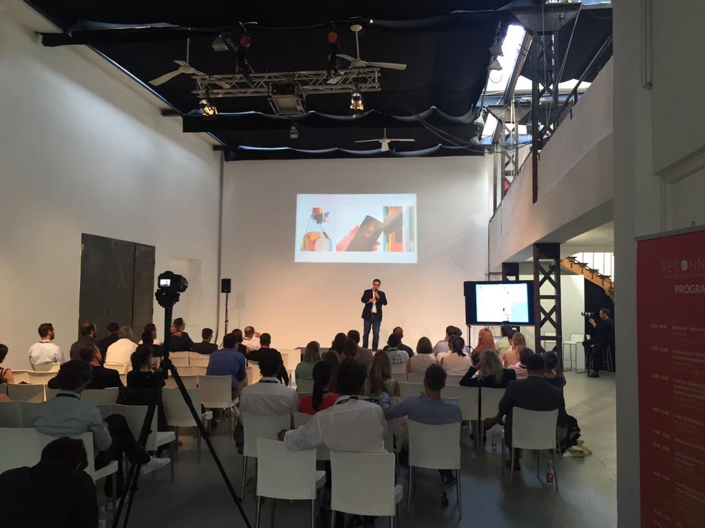 SelligentFtrLab's tweet image. . @nsworth: &quot;We are now getting more detailed data, for instance if the customer has opened the bottle&quot; #Reconnect15