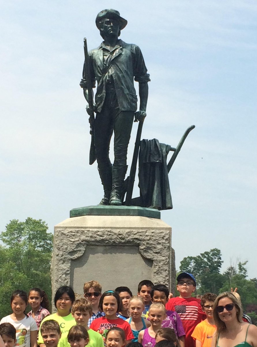0166GregIrvine's tweet photo. Some of our Grade 3 students on the "Liberty Ride" today in Lexington and Concord.

#clockdogs love history! http://t.co/SBhw0RX3Ph