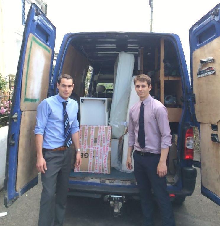 Going the extra mile. We stepped in when the removal company failed to deliver. buff.ly/1dz12Oq