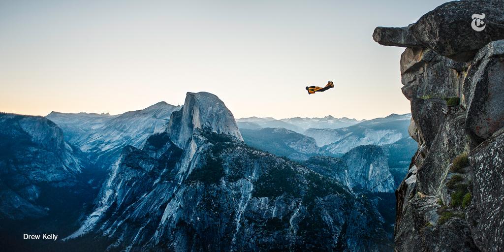 AdamVanGrack's tweet photo. Excellent recount of #DeanPotter & #GrahamHunt's final #BASEjump at @YosemiteNPS http://t.co/KcSCdRTcI4 @nytimes http://t.co/vcHr60J51W