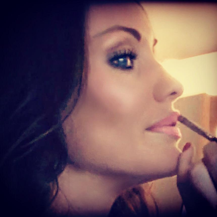 melaniemarden's tweet photo. "To me, #beauty and #makeup and #color is like the finishing touch on everything. ~ Marc Jacobs π #MelanieMagic http://t.co/mfSK7qP1L6