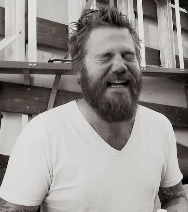 Happy Birthday Ryan Dunn! One of the funniest guys I\ll ever watch.      