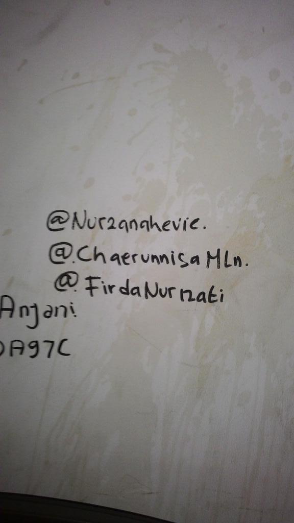 giedesse's tweet photo. @nurzanahevie @chaerunnisamln maaf ka, inih perbuatan kalian bukan yah ditembok circle k pahlawan? http://t.co/Y5w0dFeBhV