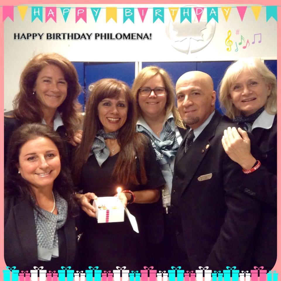 lesclefsdorMtl's tweet photo. Team @AirCanada #yul celebrating #professionalaffiliate @LesClefsdOrCAN Philomena Ferreira birthday #bestwishes http://t.co/GoEdZECYYe