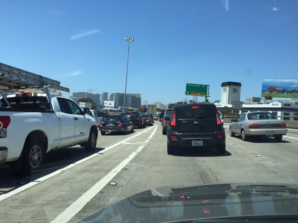 tgraczewski's tweet image. Mid afternoon SF gridlock on the way to @obdc_finance open house to rep @Creditera. #BayAreaProblems