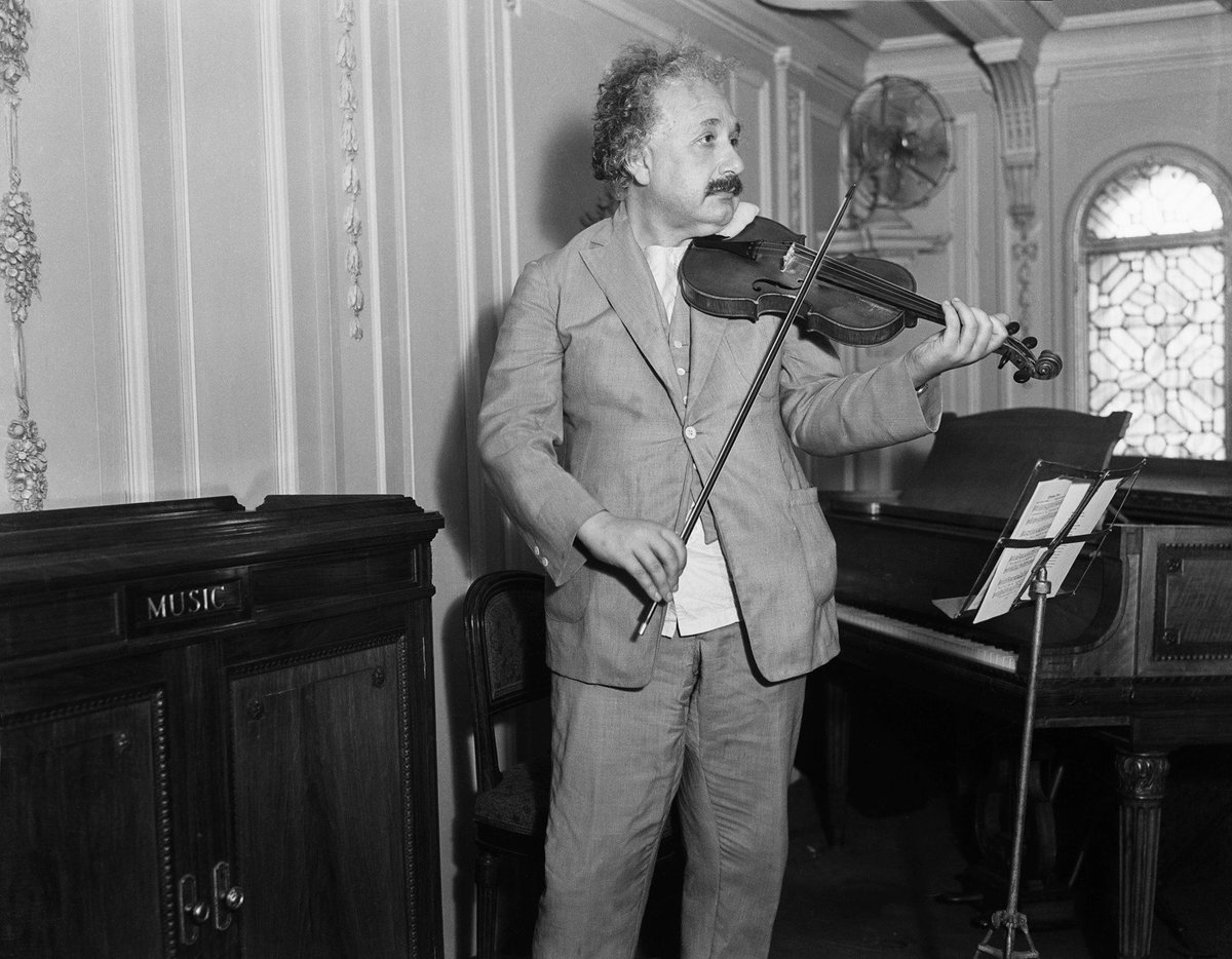 Stunning Image of Albert Einstein in 1929 