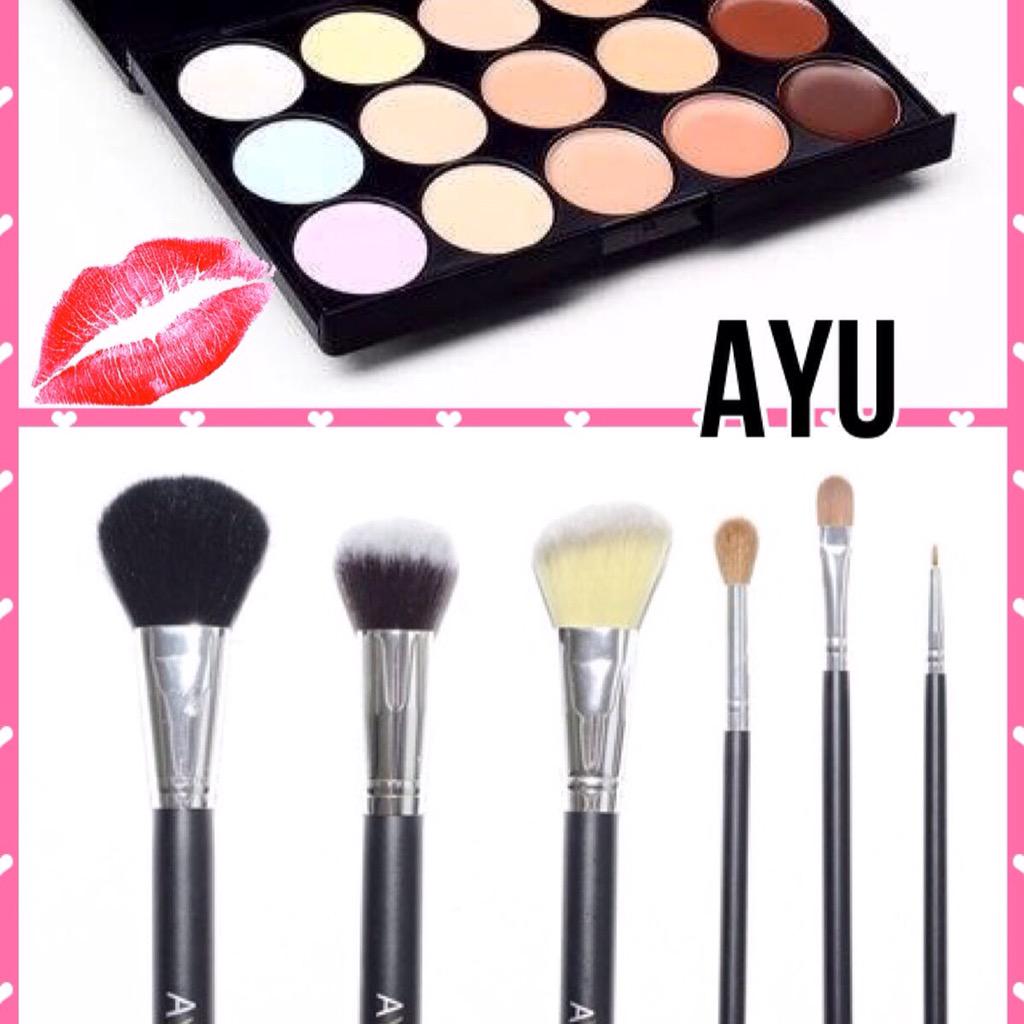 BeautyHourIE's tweet photo. Tell us your fav #BeautyTip #BeautyHack or #MultiTaskingProduct? Join us 10pm #IrishBeautyHour Prize up 4 grabs! RT💋 http://t.co/rLC6nbxEIO