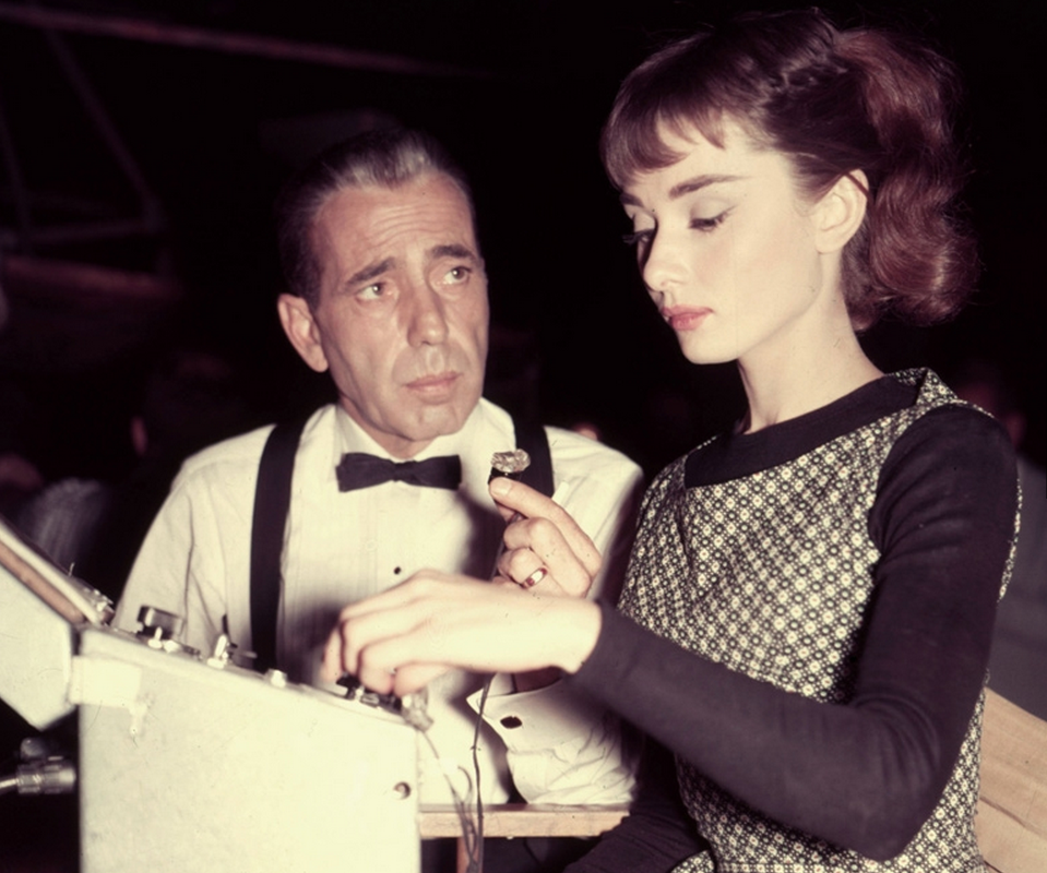 What Did Humphrey Bogart and Audrey Hepburn Look Like  in 1954 
