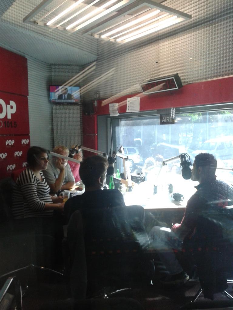 CharlieMassoArg's tweet photo. Seguimos en @Popradio1015 con #CharlieMasso
Gracias @cocosily !!!!
#QueremosShowEnArgentina http://t.co/ZQZF2MxQZo