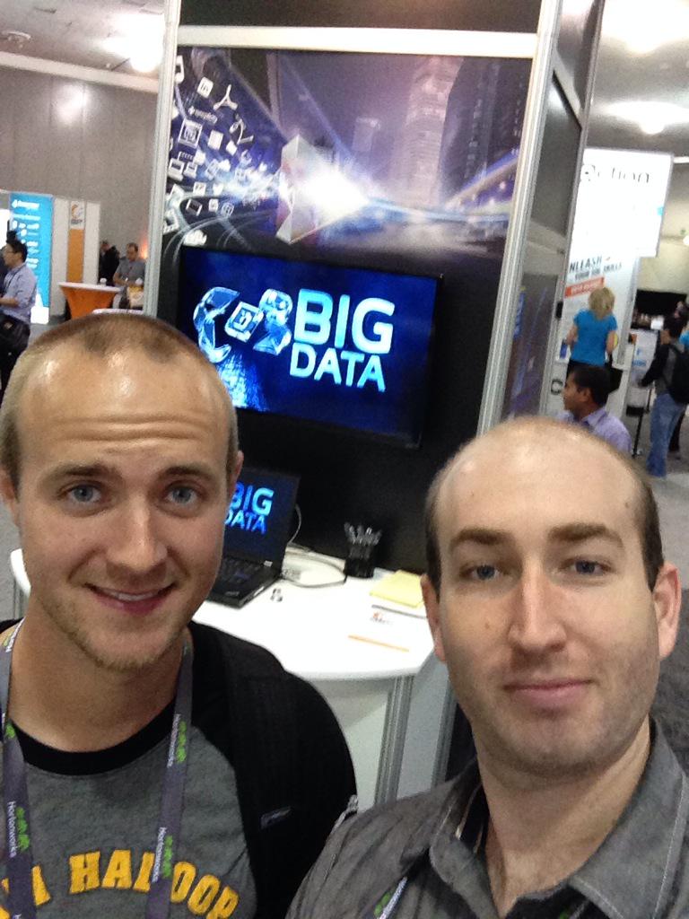 Quantumsource's tweet image. #emcselfie