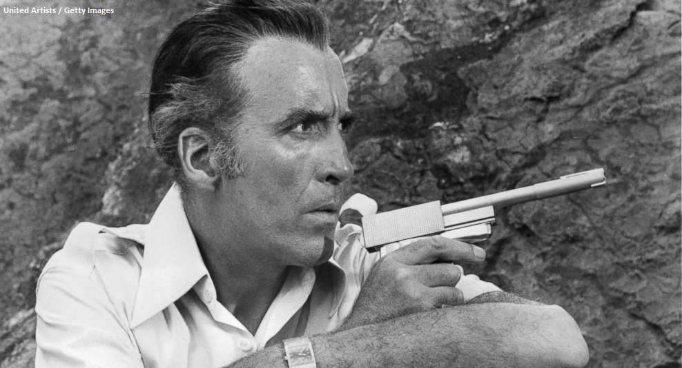 ABC's tweet photo. Christopher Lee dies at age 93.

From Count Dooku to Count Dracula, a look at his best roles: http://t.co/60cCahZhZ3 http://t.co/7wY4xKmBdX
