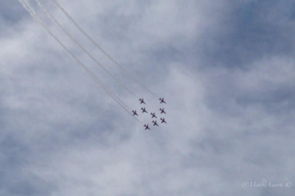 MehdiAsareh's tweet photo. @rafredarrows "Concorde to Fred Loop" @FIAFarnborough 20Jul#FIA14 #AvGeek @AircraftRetweet #iPhoneography 1/3 http://t.co/Hia21z6Xy5