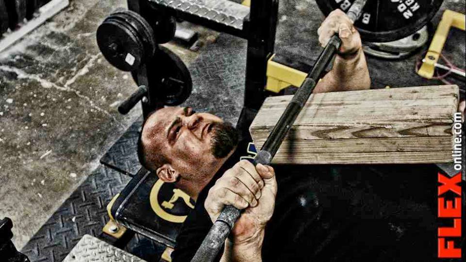 FLEX_Magazine's tweet photo. Brian Shaw​'s tips on benching for power: http://t.co/IFv4MQvI8e http://t.co/6EgK6SBGhT