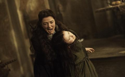 Autor revela por qué hay tantas violaciones en 'Game of Thrones'. bit.ly/1L3ECCZ