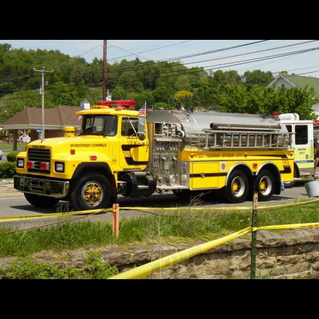 AFireStation's tweet image. Found this cool photo, not mine Another view of Hope's Tanker Truck #hopefire #station50 #firetruck #firetanker #fi…