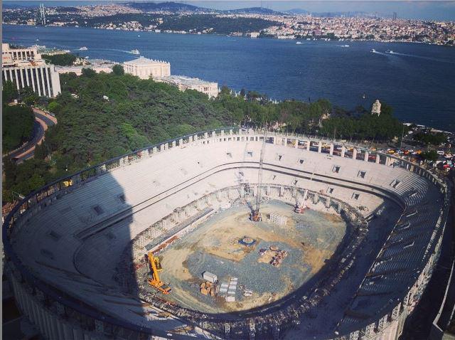 HaberKartali's tweet photo. Vodafone Arena'ya Güneş doğdu. http://t.co/xFM21ndaq0