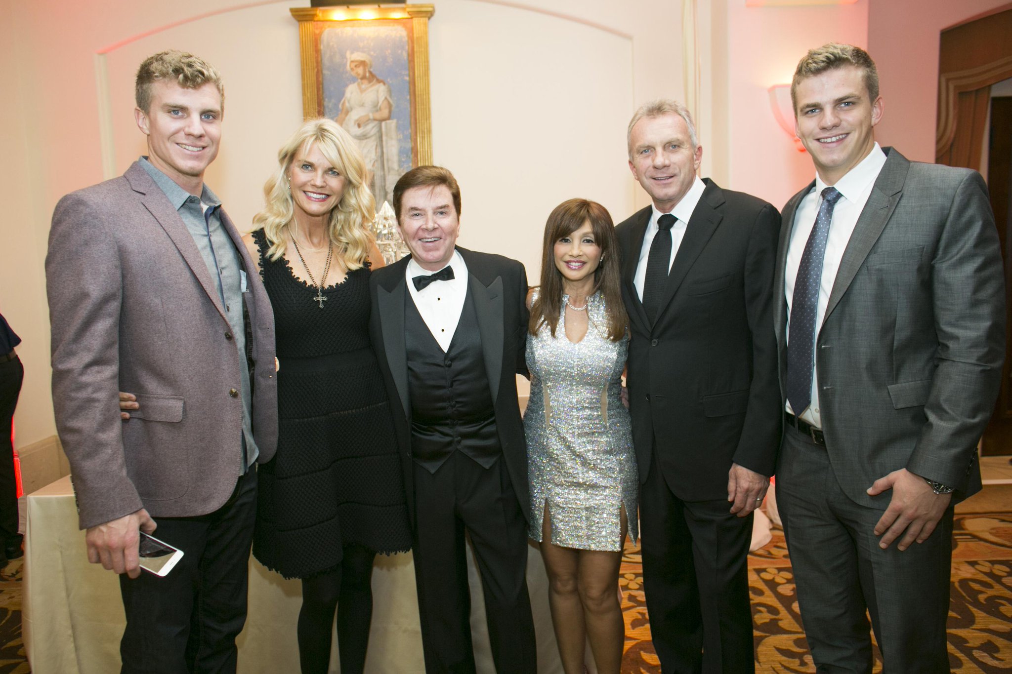 Happy birthday to a good friend and all-star athlete, Joe Montana! Here s a from the Holiday Party. 