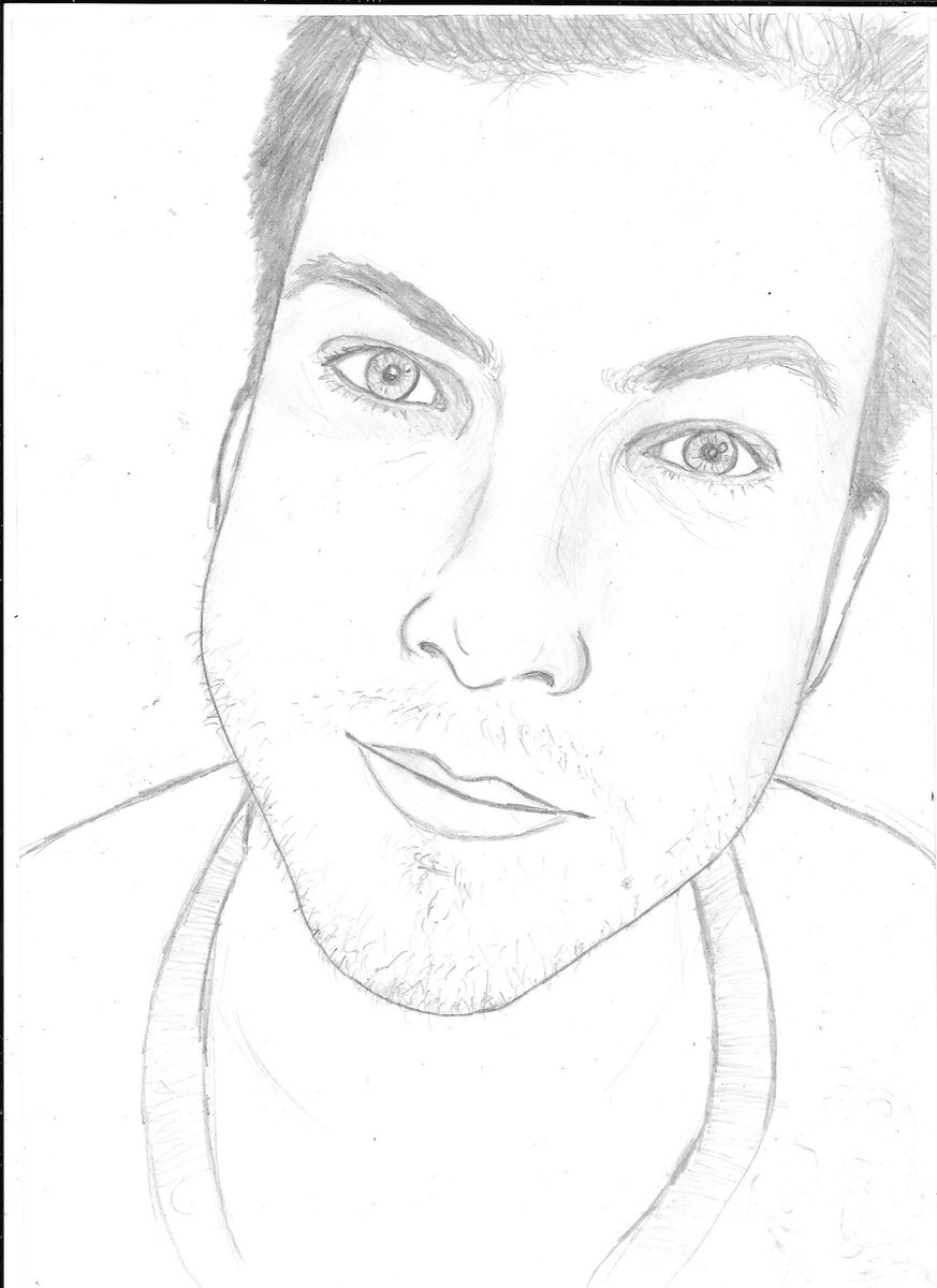 Johannaillustre's tweet photo. Portrait de @Superbrioche en cours de réalisation! #CuissonLente http://t.co/XKKWlBkZ99