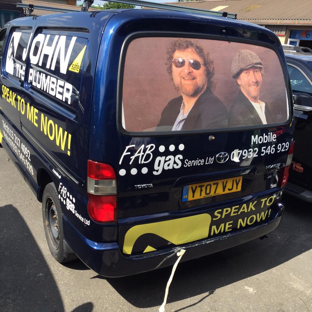 Perks_84's tweet photo. How do you like this @ChasnHodges? My cousins new tint on his van. Looking good #johntheplumber #leeds #chas&dave http://t.co/PTB1ky2qO3