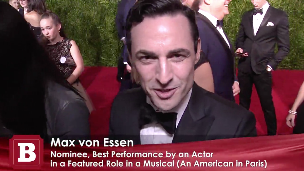BroadwayTeeVee's tweet photo. #Video | #Broadway's 2015 #TonyAwards Red Carpet Spectacular! | Watch Here: http://t.co/lzguAvxcLw http://t.co/Uilf3bEh2e