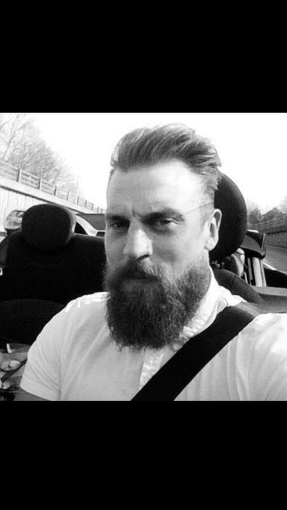 #tbt
Back when the beard was at its peak! Won a grand for not shaving for a whole 6 months! Easy money!