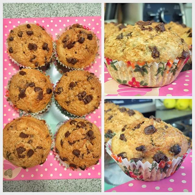 FatalxFemme's tweet photo. First attempt at vegan chocolate chip muffins recipe from @cearaskitchen #cearaskitchen #vegan #veganmuffins #vegan… http://t.co/MFuHZwyhZl