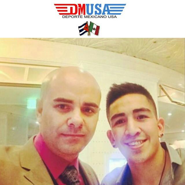 DMEXICOUSA's tweet photo. @leosantacruz2 @RigoElChacal305 Leo Santa Cruz el mejor de la 122 y la 126 @DCUBAUSA http://t.co/9nnubK2uYY