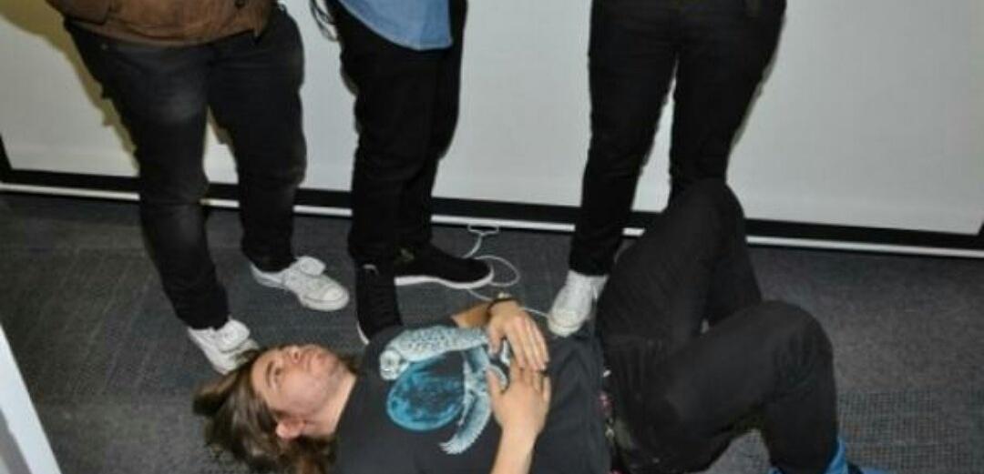 bstllbztm's tweet photo. waiting for a new album @bastilledan http://t.co/yrAOhcTecc