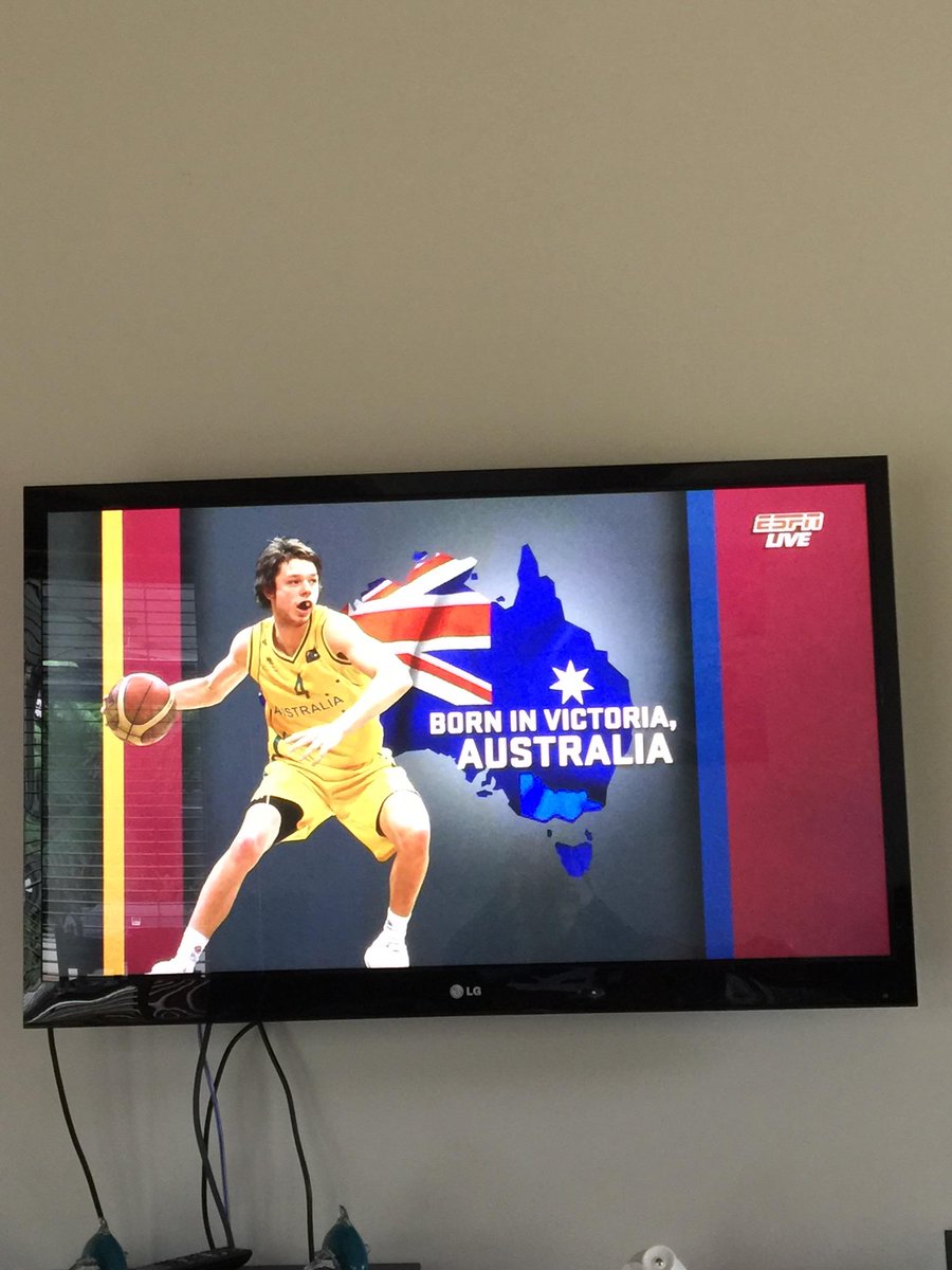 KirstyMac12's tweet photo. Woooo!!! Go Delly! #aussierepresent π¦πΊπ¦πΊπ¦πΊ #vicrepresent #victoria #australia #delly #nbafinals http://t.co/Yt76Uy6gLB