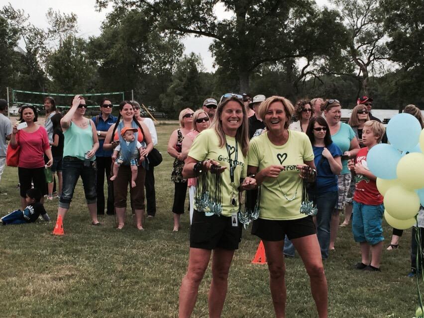 MrsWaiteSCDSB's tweet photo. Thank you to these two for initiating the Girlstrong program in Orillia. @SCDSB_Schools @UptergrovePS #@opheacanada http://t.co/HLPgP7ZeTf