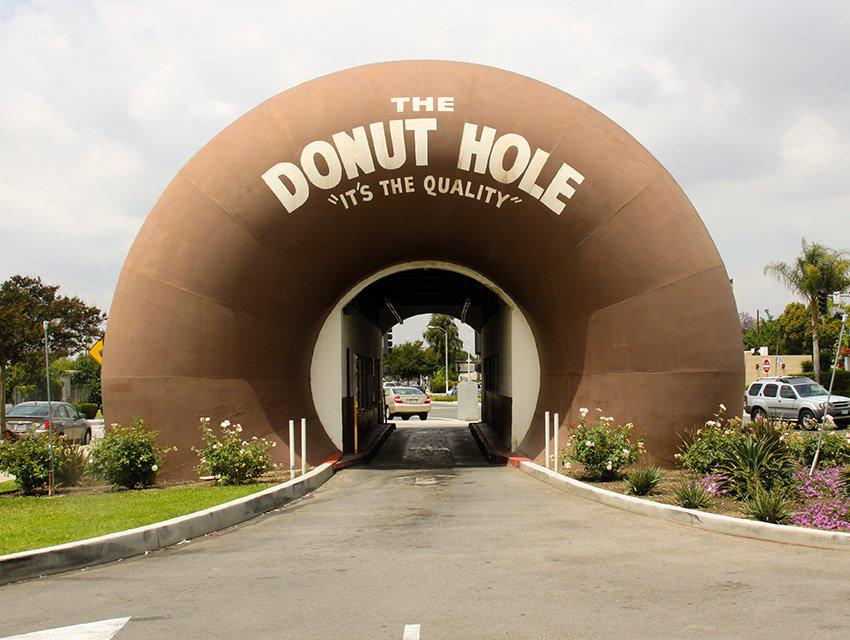 LAmag's tweet photo. Remember the donut shop from "Moving Violations"? Here's where to find it: http://t.co/NwAwjxh6u9 #SceneItBefore http://t.co/8jBuKPEl6V