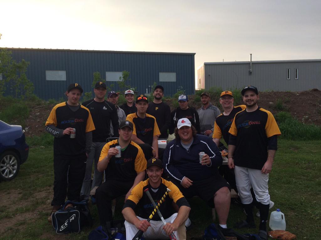 CalRat86's tweet photo. Great W tonight 4 the #Strongbros @stripes20 @cthpkns @ndy_89 @lanman89 @AdamMacknight @tophermac86 @JCTooToo #QSPL http://t.co/jXKNx4QHZ0