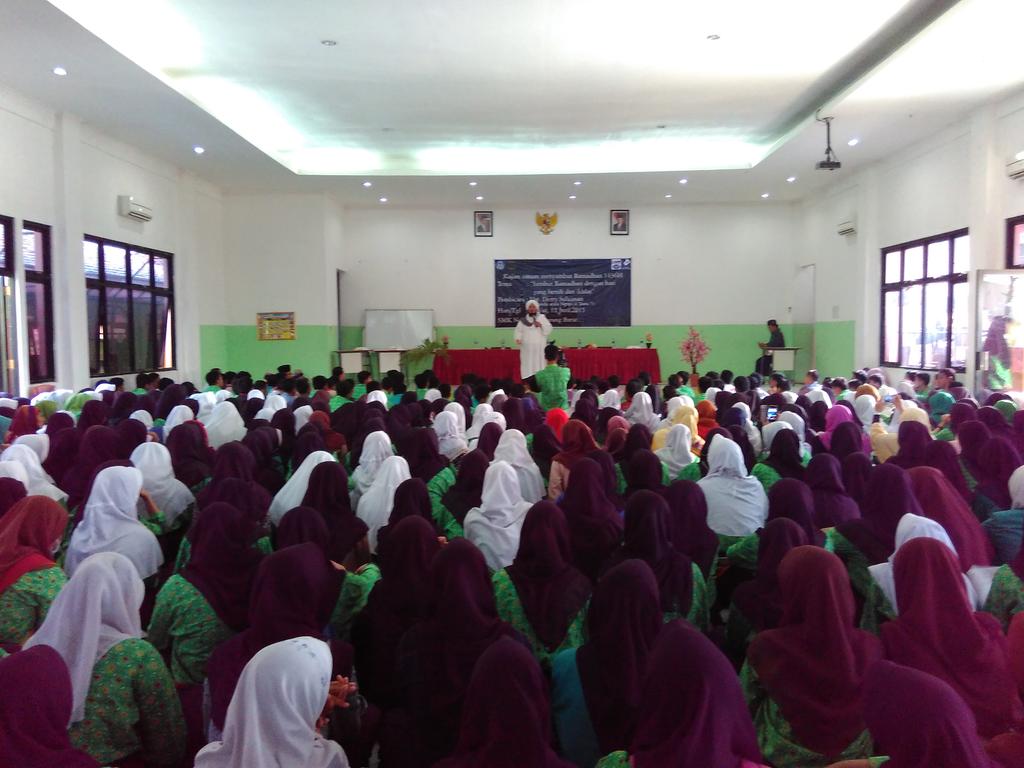 smkn2cikbar tweet picture