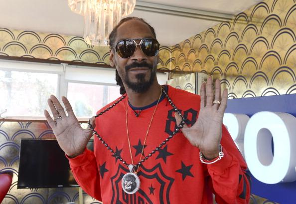 MarketWatch's tweet photo. Dick Costolo to step down as Twitter CEO...and Snoop Dogg wants to take his place #SnoopforCEO http://t.co/UekKR6X6uL http://t.co/pM0RvCkQ4H
