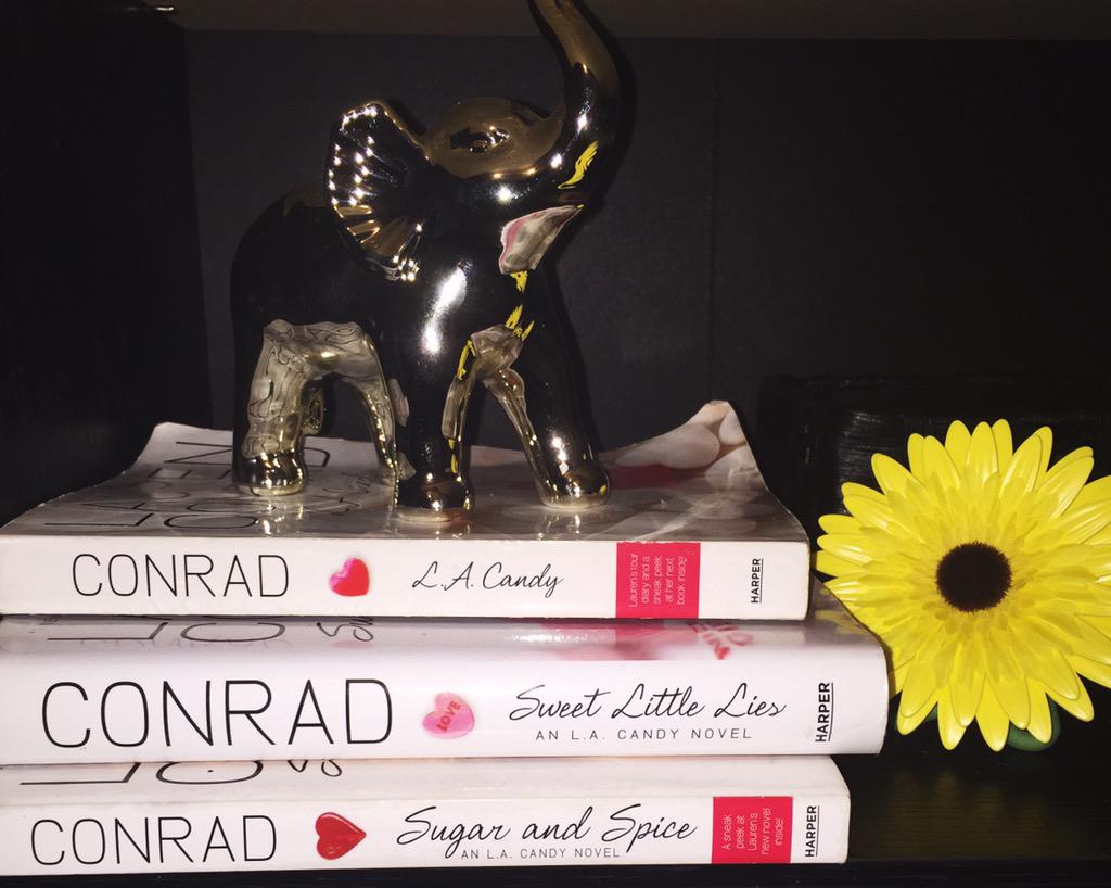DrinksAndBlogs's tweet photo. New post up at http://t.co/AjPYyhroNw reviewing @LaurenConrad #LaCandy book series! #WWLCD #Reading #Books #Indy http://t.co/fclBRZcZbu